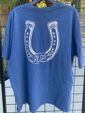 NWT Kacey Lee Horseshoe Graphic t-shirt blue